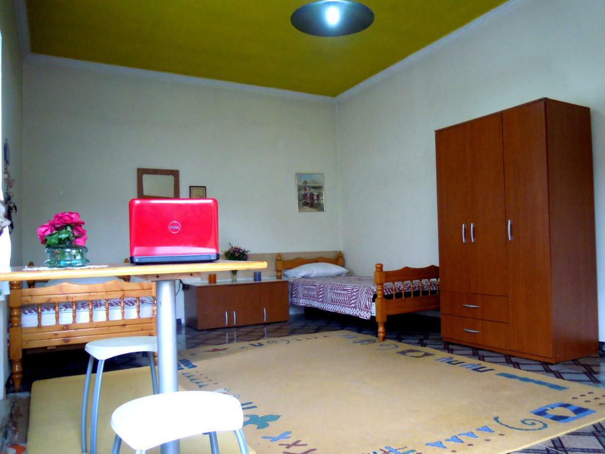 Angie'S Shared Villa Tam Тирана Екстериор снимка